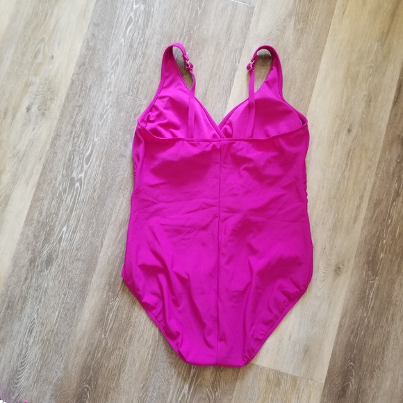 NWT Aqua Green Purple Pink One Piece Swimsuit Size 16 - Picture 6 of 9
